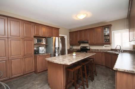 86 Wildhaven Cres, House detached with 4 bedrooms, 5 bathrooms and 4 parking in Vaughan ON | Image 2