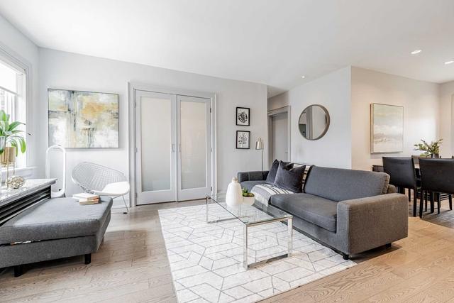 4 Chambers Ave, House semidetached with 2 bedrooms, 1 bathrooms and 1 parking in Toronto ON | Image 5