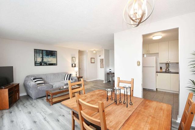 ph 8 - 1100 Caven St, Condo with 2 bedrooms, 1 bathrooms and 1 parking in Mississauga ON | Image 9