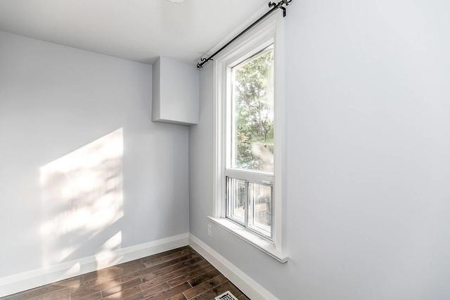 257 Claremont St, House attached with 2 bedrooms, 2 bathrooms and 0 parking in Toronto ON | Image 19