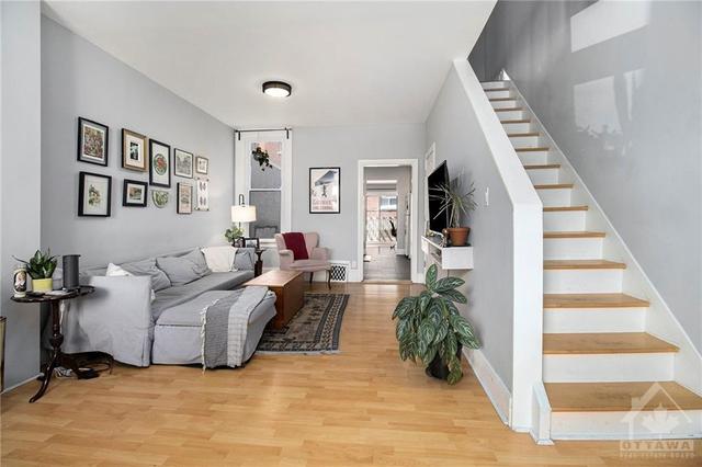57 Louisa Street, Townhouse with 2 bedrooms, 1 bathrooms and 1 parking in Ottawa ON | Image 13