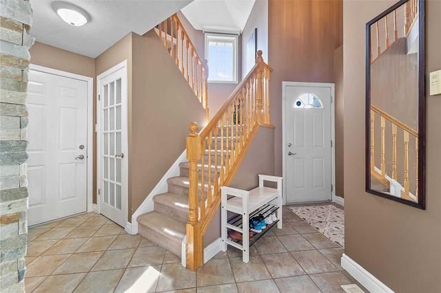 4 Abbeywood Cres, House detached with 3 bedrooms, 2 bathrooms and 4 parking in Guelph ON | Image 14