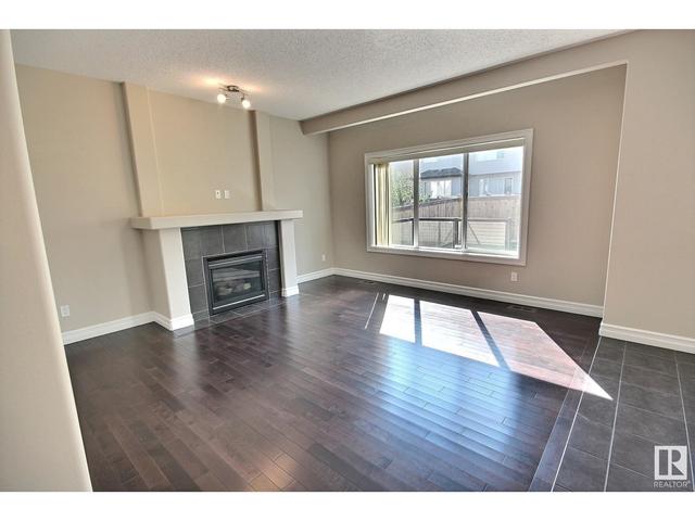 11535 16 Av Sw, House detached with 3 bedrooms, 2 bathrooms and null parking in Edmonton AB | Image 2