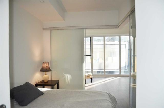 902 - 115 Blue Jays Way, Condo with 1 bedrooms, 1 bathrooms and 0 parking in Toronto ON | Image 4