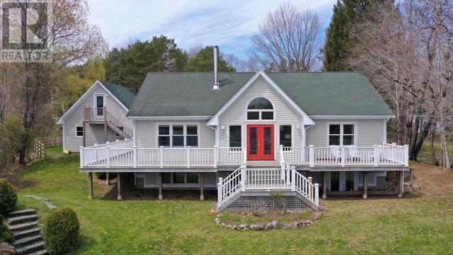 88 Orchard Street, House detached with 3 bedrooms, 2 bathrooms and null parking in Mahone Bay NS | Card Image