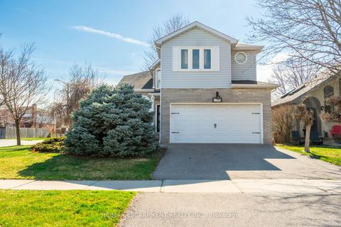 2130 Donald Rd, House detached with 2 bedrooms, 3 bathrooms and 4 parking in Burlington ON | Card Image