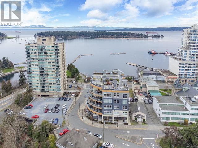 303 - 10 Chapel St, Condo with 1 bedrooms, 1 bathrooms and 1 parking in Nanaimo BC | Image 5