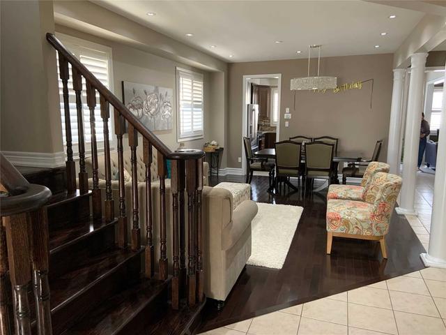 upper - 20 Fossil St, House detached with 5 bedrooms, 4 bathrooms and 3 parking in Brampton ON | Image 7