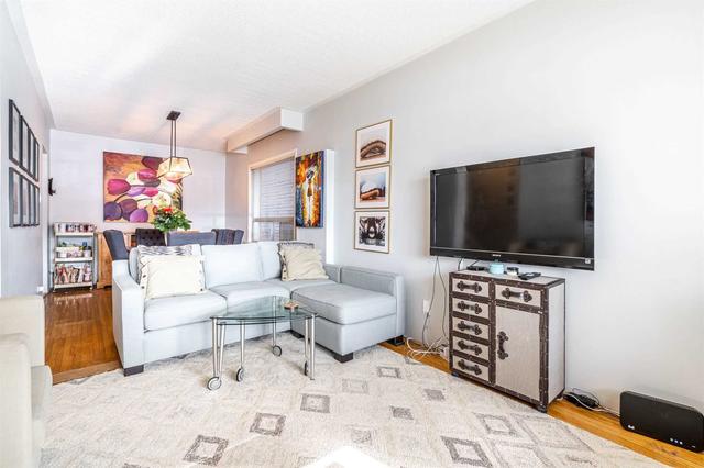 82 Chatham Ave, House semidetached with 3 bedrooms, 1 bathrooms and 1 parking in Toronto ON | Image 19
