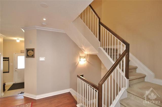 460 Citadel Crescent, Townhouse with 4 bedrooms, 4 bathrooms and 3 parking in Ottawa ON | Image 14