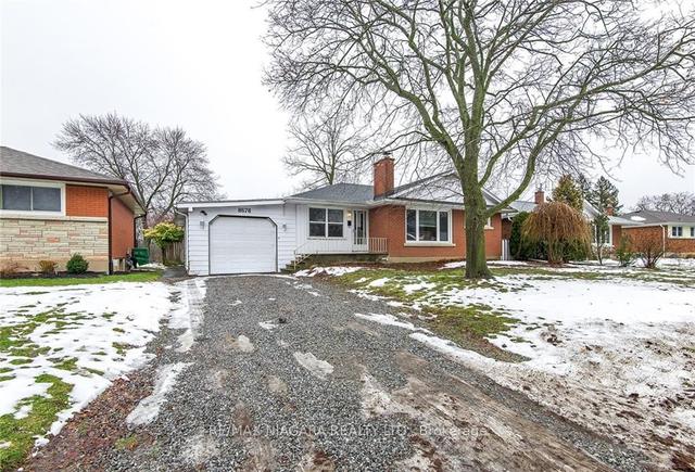 8678 Champlain Dr, House detached with 3 bedrooms, 2 bathrooms and 3 parking in Niagara Falls ON | Image 28