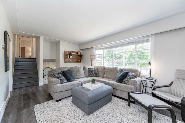 52 Glenburnie Dr, House detached with 3 bedrooms, 1 bathrooms and 3 parking in Guelph ON | Image 33