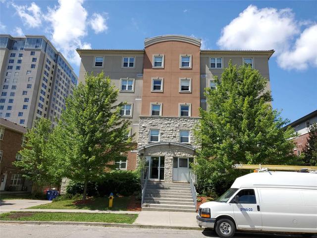404 - 261 Lester St, Condo with 5 bedrooms, 2 bathrooms and 0 parking in Waterloo ON | Image 1