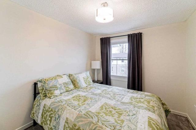 120 - 2440 Bromsgrove Rd, Townhouse with 3 bedrooms, 2 bathrooms and 2 parking in Mississauga ON | Image 9