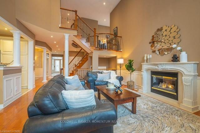 2079 Jaguar Lane, House detached with 4 bedrooms, 5 bathrooms and 6 parking in Oakville ON | Image 4