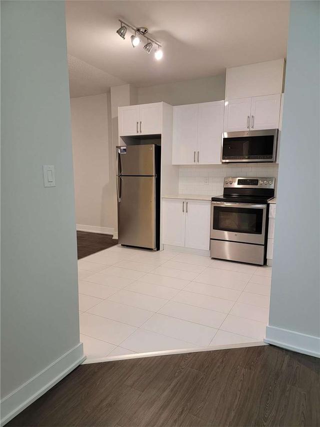 204 - 1801 Eglinton Ave W, House detached with 1 bedrooms, 1 bathrooms and 0 parking in Toronto ON | Image 24