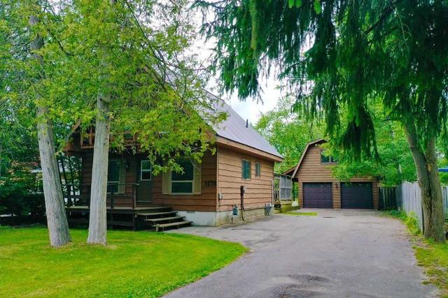 3278 Cove Ave, House detached with 2 bedrooms, 2 bathrooms and 8 parking in Innisfil ON | Image 30