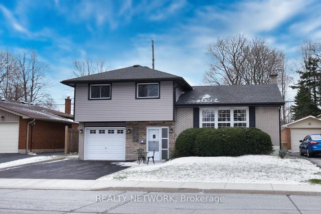 32 Leadale Pl, House detached with 3 bedrooms, 2 bathrooms and 3 parking in Hamilton ON | Image 1