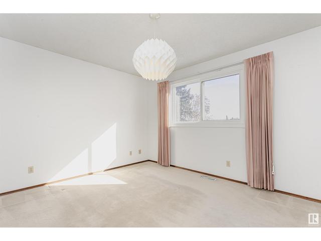 8424 145 Av Nw, House detached with 4 bedrooms, 2 bathrooms and 6 parking in Edmonton AB | Image 34
