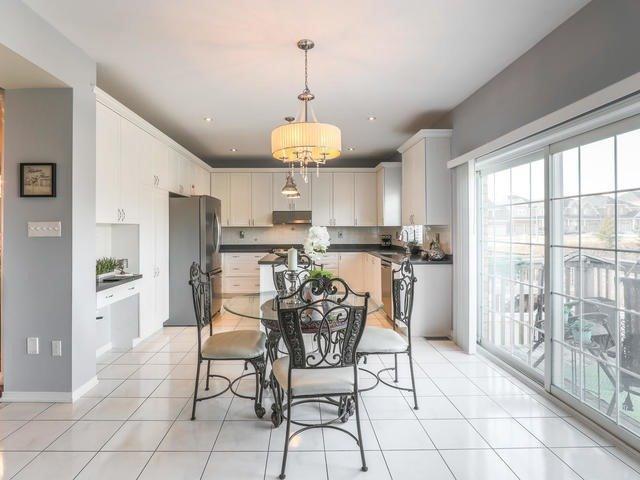 1181 Salmers Dr, House detached with 4 bedrooms, 4 bathrooms and 4 parking in Oshawa ON | Image 6