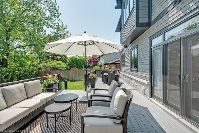 259 Mccraney Street W, House detached with 4 bedrooms, 5 bathrooms and 9 parking in Oakville ON | Image 33