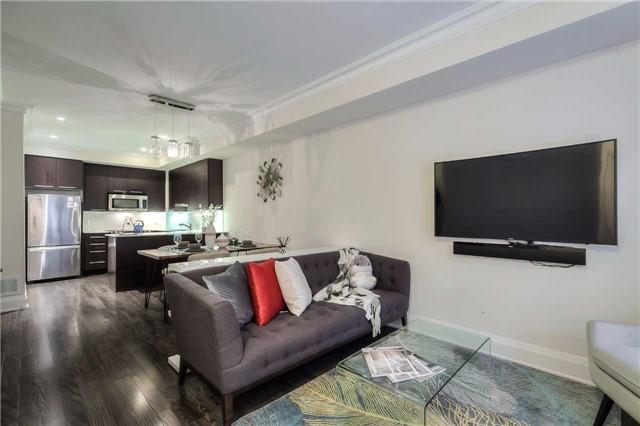 Th22 - 7 Oakburn Cres, Townhouse with 3 bedrooms, 3 bathrooms and 2 parking in Toronto ON | Image 2