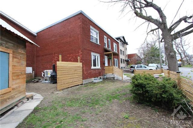 1284 Trenton Avenue, Home with 3 bedrooms, 1 bathrooms and 1 parking in Ottawa ON | Image 30