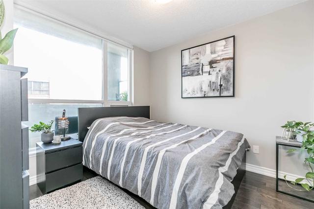 317 - 23 Glebe Rd W, Condo with 2 bedrooms, 2 bathrooms and 1 parking in Toronto ON | Image 11