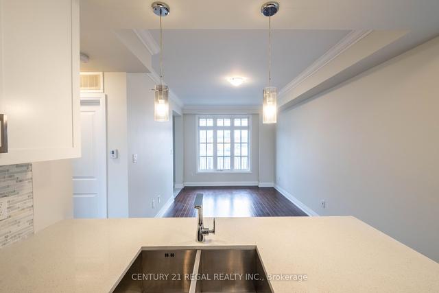 5 - 3071 Cawthra Rd, Townhouse with 1 bedrooms, 1 bathrooms and 2 parking in Mississauga ON | Image 6