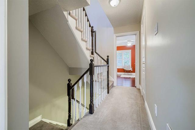 6 Granite Crt, House attached with 3 bedrooms, 4 bathrooms and 2 parking in Toronto ON | Image 6