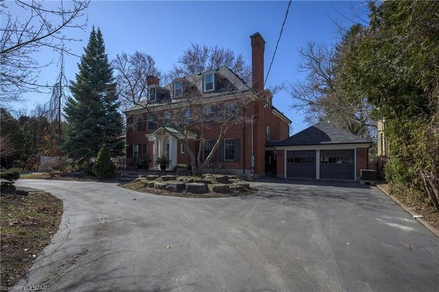 1185 Richmond Street, House detached with 6 bedrooms, 6 bathrooms and 8 parking in London ON | Image 2