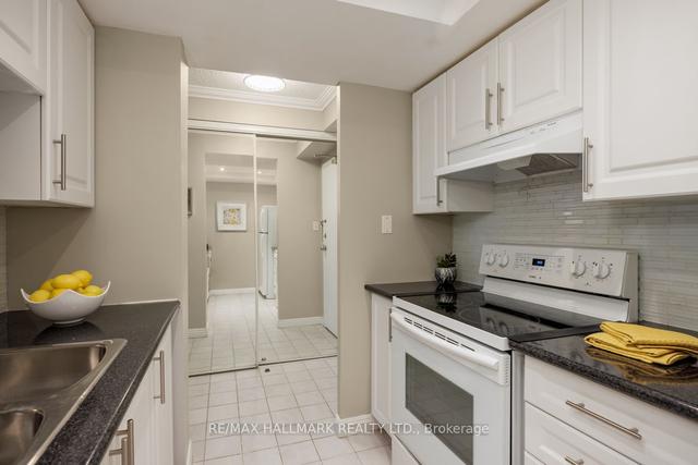 506 - 2550 Lawrence Ave E, Condo with 2 bedrooms, 2 bathrooms and 1 parking in Toronto ON | Image 2