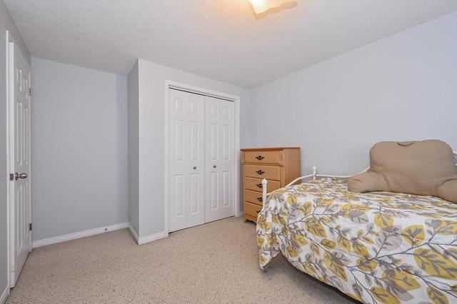 4 - 210 Dawn Ave, Townhouse with 3 bedrooms, 3 bathrooms and 1 parking in Guelph ON | Image 17