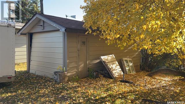 309 1st Avenue Se, House detached with 2 bedrooms, 1 bathrooms and null parking in Sturgis SK | Image 19