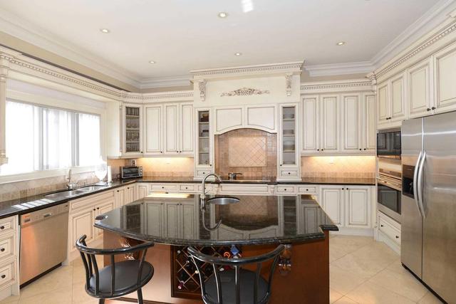 305 Spring Garden Ave, House detached with 5 bedrooms, 6 bathrooms and 2 parking in Toronto ON | Image 5