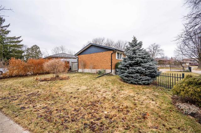 176 Indian Rd, House detached with 3 bedrooms, 2 bathrooms and 4 parking in Kitchener ON | Image 23