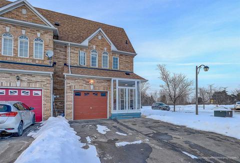 118 Redkey Dr, House attached with 3 bedrooms, 3 bathrooms and 5 parking in Markham ON | Card Image