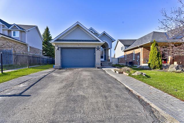 43 Hunter Rd, House detached with 3 bedrooms, 3 bathrooms and 3 parking in Orangeville ON | Image 1