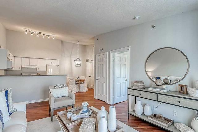 1450 Bishops Gate, Condo with 1 bedrooms, 1 bathrooms and 1 parking in Oakville ON | Image 5