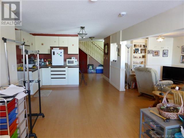 26a, - 32 Daines Avenue, House attached with 3 bedrooms, 2 bathrooms and 1 parking in Red Deer AB | Image 17