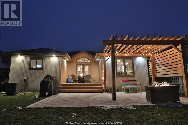 1540 Grand Marais East, House detached with 3 bedrooms, 3 bathrooms and null parking in Windsor ON | Image 24