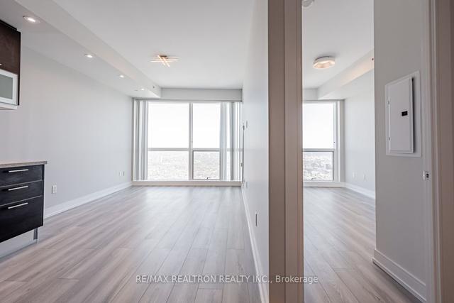 6404 - 388 Yonge St, Condo with 1 bedrooms, 1 bathrooms and 1 parking in Toronto ON | Image 16