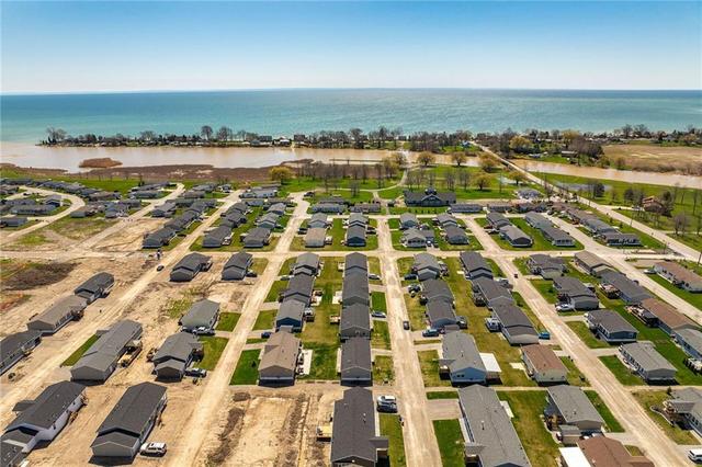 14 Copper Beach Drive, Home with 2 bedrooms, 2 bathrooms and 1 parking in Haldimand County ON | Image 35
