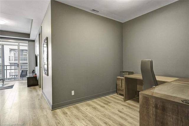 1212 - 150 Main St W, Condo with 1 bedrooms, 2 bathrooms and 1 parking in Hamilton ON | Image 11