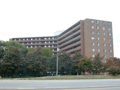 1003 - 3577 Derry Rd E, Condo with 2 bedrooms, 1 bathrooms and 1 parking in Mississauga ON | Image 1