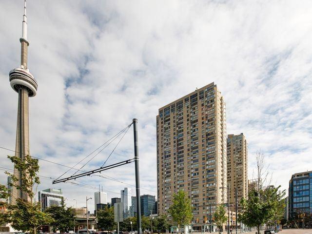 2802 - 270 Queens Quay W, Condo with 1 bedrooms, 1 bathrooms and 1 parking in Toronto ON | Image 16