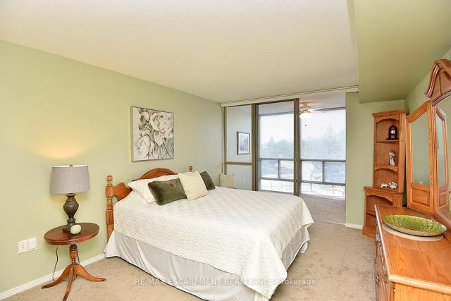 309 - 5070 Pinedale Ave, Condo with 2 bedrooms, 2 bathrooms and 1 parking in Burlington ON | Image 5
