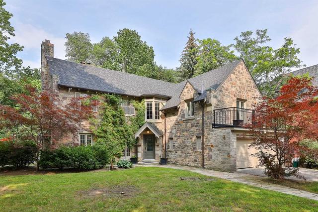 221 Forest Hill Rd, House detached with 4 bedrooms, 5 bathrooms and 8 parking in Toronto ON | Image 16