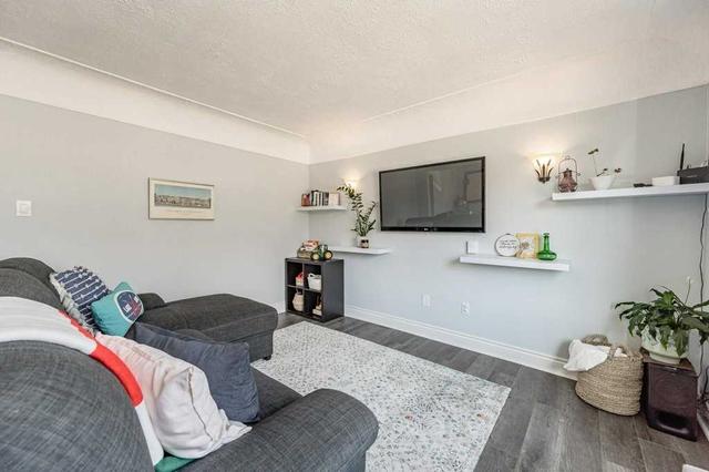 202 East 14th St, House detached with 1 bedrooms, 1 bathrooms and 3 parking in Hamilton ON | Image 34