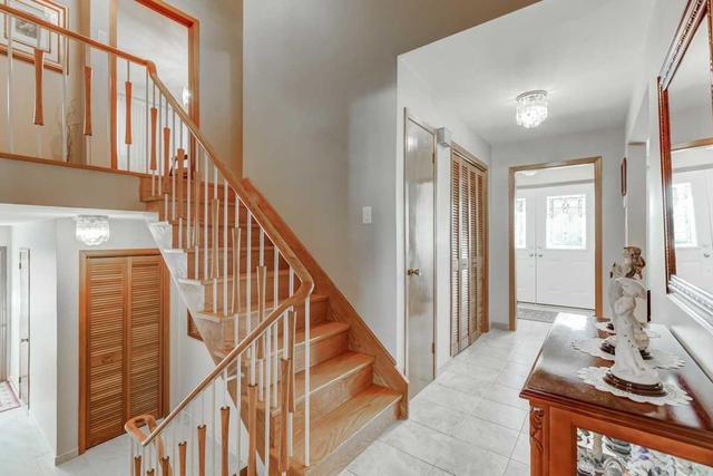 8 Marcel Rd, House detached with 3 bedrooms, 3 bathrooms and 2 parking in Toronto ON | Image 4